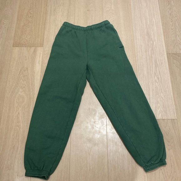 ARITZIA TNA Cozy Fleece Sweatpants - Picture 1 of 4